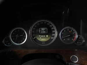 Седан Mercedes-benz E-класс 2011 года, 1599000 рублей, Минеральные Воды