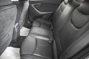 Седан Hyundai Avante 2011 года, 1049000 рублей, Кемерово