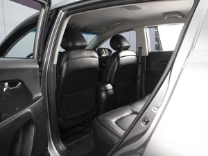 Внедорожник Kia Sportage 2010 года, 980000 рублей, Омск