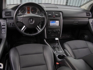 Хетчбэк Mercedes-benz B-класс 2011 года, 930000 рублей, Волгоград