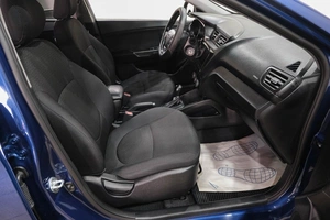 Хетчбэк Kia Rio 2015 года, 1049000 рублей, Новокузнецк