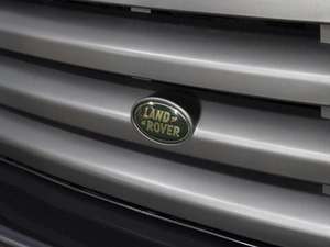 Внедорожник Land Rover Range Rover 2004 года, 1280000 рублей, Омск