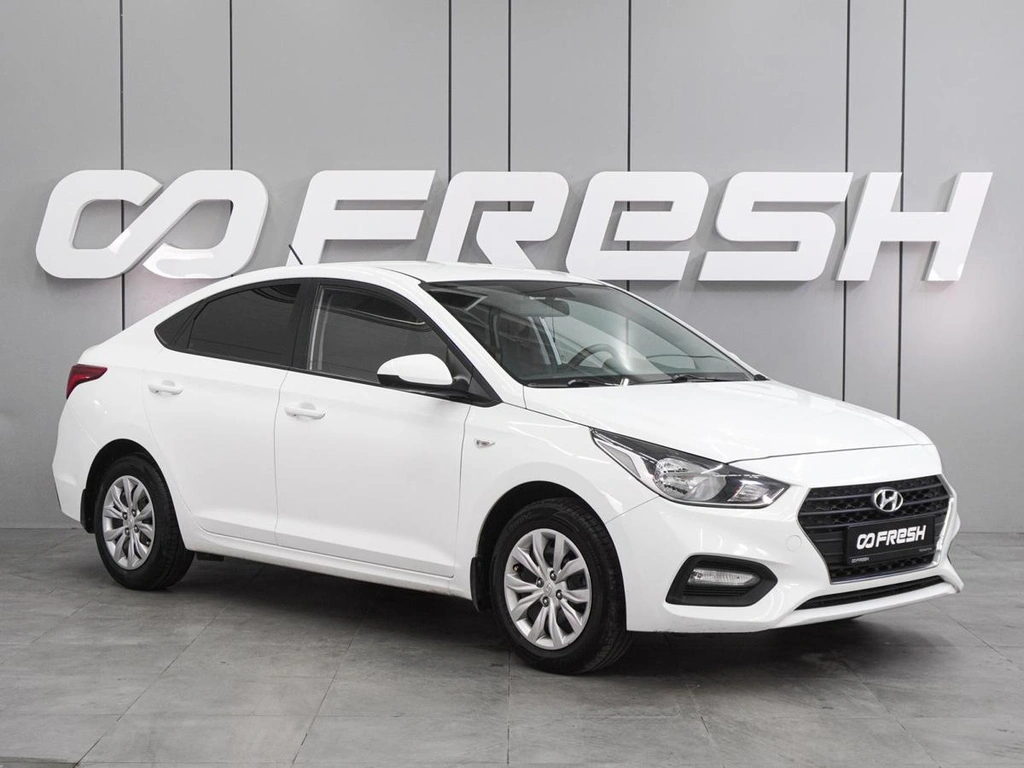 Седан Hyundai Solaris 2017 года, 1154000 рублей, Воронеж