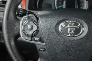 Седан Toyota Camry 2013 года, 1649000 рублей, Тюмень