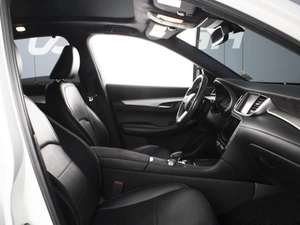 Внедорожник Infiniti QX50 2018 года, 3250000 рублей, Омск