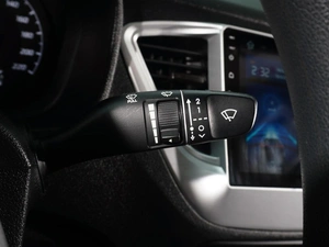 Седан Hyundai Solaris 2020 года, 1628000 рублей, Тверь