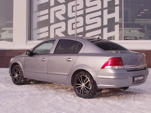 Седан Opel Astra 2008 года, 450000 рублей, Владимир