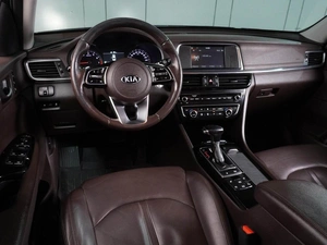 Седан Kia Optima 2019 года, 1949000 рублей, Воронеж