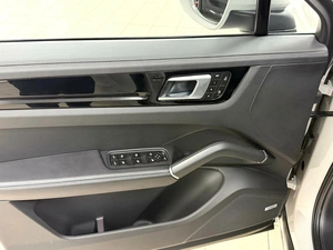 Внедорожник Porsche Cayenne Coupe 2022 года, 11995000 рублей, Красноярск