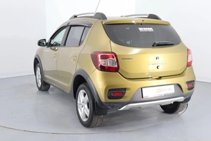 Хэтчбек Renault Sandero 2015 года, 920000 рублей, Брянск