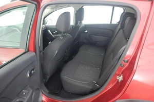 Хэтчбек Renault Sandero 2017 года, 1040000 рублей, Орёл