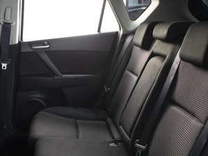 Хетчбэк Mazda 3 2013 года, 1050000 рублей, Омск