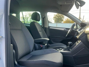 Внедорожник Volkswagen Tiguan 2018 года, 2750000 рублей, Ижевск