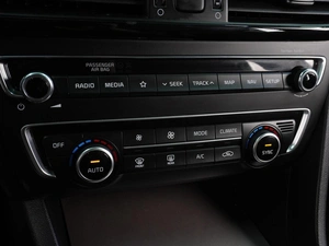 Седан Kia Optima 2018 года, 2219000 рублей, Воронеж