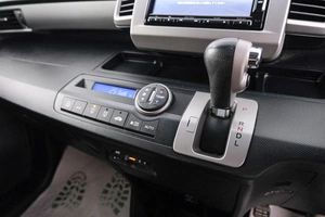 Минивэн Honda Freed 2014 года, 1259000 рублей, Красноярск