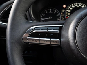 Хетчбэк Mazda 3 2019 года, 2140000 рублей, Краснодар