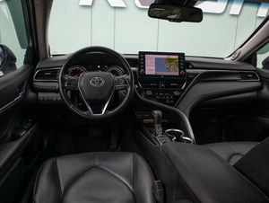 Седан Toyota Camry 2021 года, 2440000 рублей, Большой Сочи