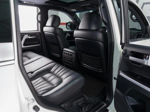 Внедорожник Toyota Land Cruiser 2020 года, 8299000 рублей, Сургут