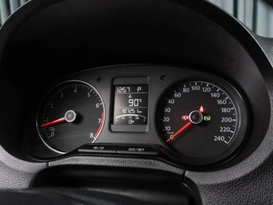 Седан Volkswagen Polo 2017 года, 1049000 рублей, Тюмень