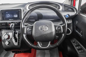 Минивэн Toyota Sienta 2020 года, 1289000 рублей, Барнаул