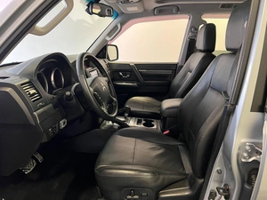 Внедорожник Mitsubishi Pajero 2012 года, 2199000 рублей, Красноярск