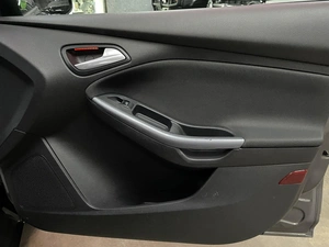 Хетчбэк Ford Focus 2012 года, 837000 рублей, Солонцы