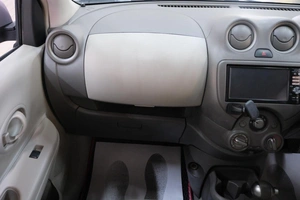 Хетчбэк Nissan March 2011 года, 629000 рублей, Омск