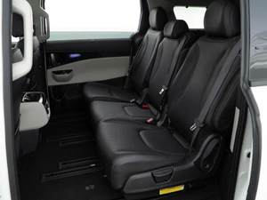 Минивэн Kia Carnival 2023 года, 4935046 рублей, Москва