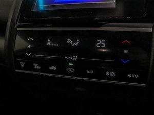 Хетчбэк Honda Fit 2013 года, 990000 рублей, Красноярск