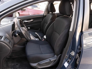 Хетчбэк Toyota Auris 2008 года, 749000 рублей, Саратов