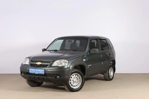 Внедорожник Chevrolet Niva 2017 года, 729000 рублей, Новосибирск