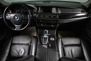 Седан BMW 5 серия 2014 года, 2199000 рублей, Сургут