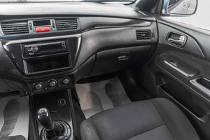 Седан Mitsubishi Lancer 2006 года, 489000 рублей, Барнаул