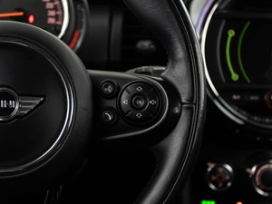 Хетчбэк MINI Cooper 2017 года, 1479050 рублей, Москва