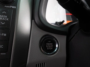 Седан Toyota Corolla Axio 2011 года, 899000 рублей, Воронеж