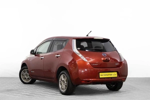 Хетчбэк Nissan Leaf 2013 года, 939000 рублей, Барнаул