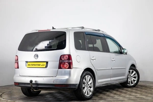 Минивэн Volkswagen Touran 2008 года, 799000 рублей, Пермь