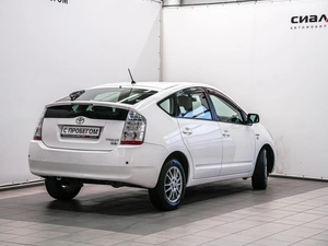 Лифтбек Toyota Prius 2009 года, 840000 рублей, Красноярск