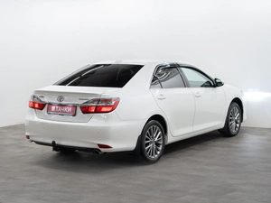 Седан Toyota Camry 2015 года, 2150000 рублей, Красноярск