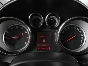 Хетчбэк Opel Astra 2012 года, 900000 рублей, Ростов-на-Дону