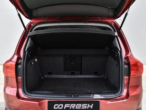 Внедорожник Volkswagen Tiguan 2013 года, 1520000 рублей, Краснодар