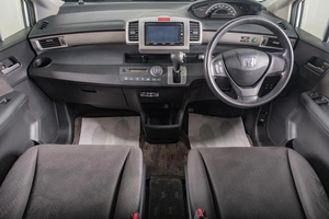 Минивэн Honda Freed 2013 года, 1249000 рублей, Томск