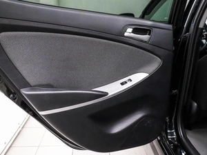 Седан Hyundai Solaris 2014 года, 940000 рублей, Красноярск