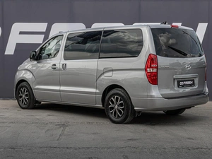 Минивэн Hyundai H-1 2019 года, 3170000 рублей, Краснодар