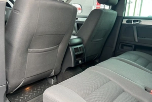 Внедорожник Volkswagen Touareg 2008 года, 925000 рублей, Солонцы