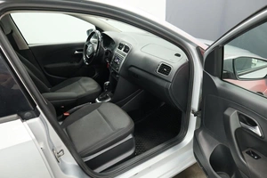 Седан Volkswagen Polo 2017 года, 1050000 рублей, Курск