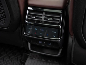 Внедорожник Geely Monjaro 2023 года, 3270000 рублей, Краснодар