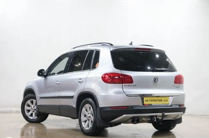 Внедорожник Volkswagen Tiguan 2012 года, 1539000 рублей, Новокузнецк