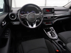 Седан Kia Cerato 2018 года, 1980000 рублей, Тверь