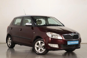 Хетчбэк Skoda Fabia 2011 года, 799000 рублей, Челябинск